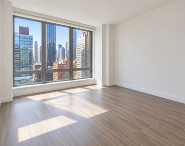 200 West 26th Street - Photo Thumbnail 4