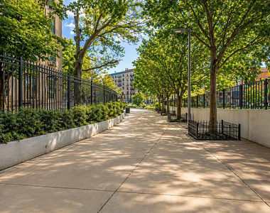 3333 Broadway - Photo Thumbnail 11