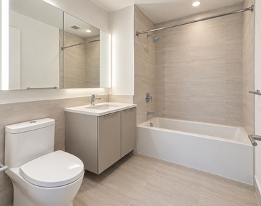 525 West 28th Street - Photo Thumbnail 1