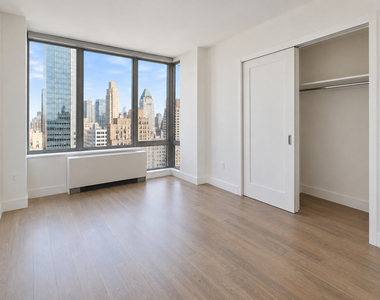 166 East 34th Street - Photo Thumbnail 1