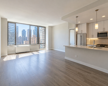 160 East 48th Street - Photo Thumbnail 5