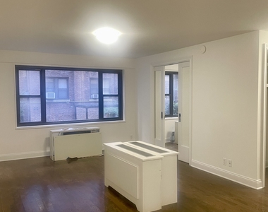 East 56th Street - Photo Thumbnail 1