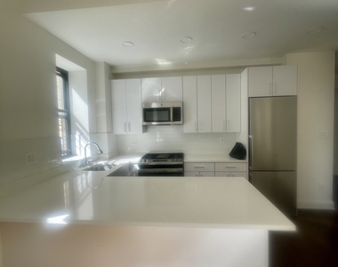  West 55th Street- STABILIZED - Photo Thumbnail 2