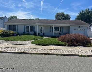 413 Earl Drive - Photo Thumbnail 1
