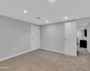 57 W River Road - Photo Thumbnail 27