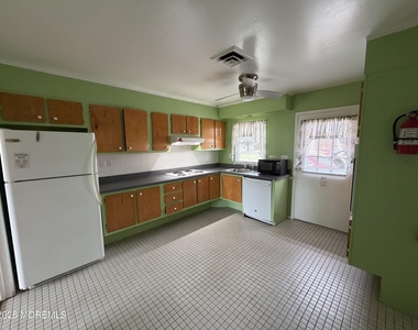572a Sheffield Court - Photo Thumbnail 20
