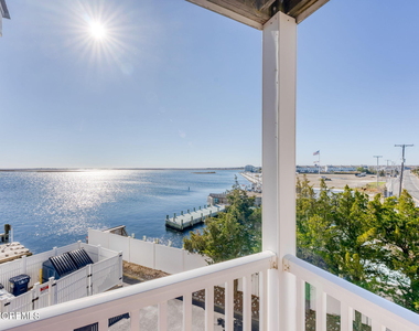 401 Bay Shore Drive - Photo Thumbnail 18