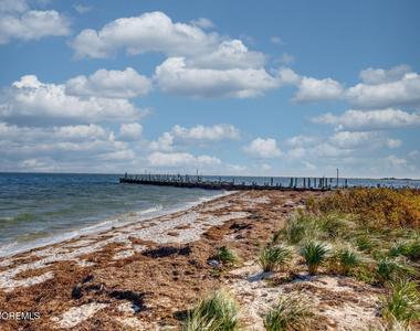 401 Bay Shore Drive - Photo Thumbnail 25