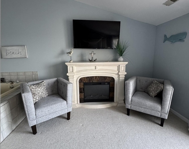 401 Bay Shore Drive - Photo Thumbnail 16