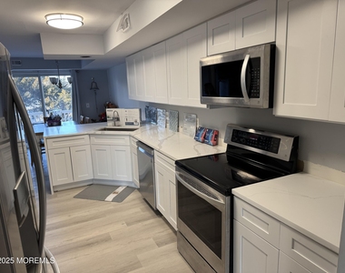 401 Bay Shore Drive - Photo Thumbnail 6
