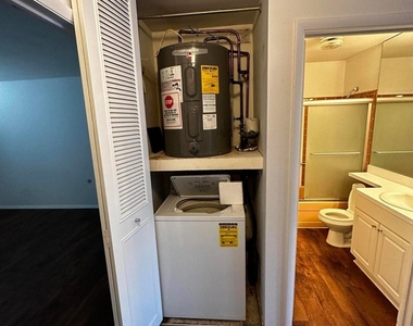 106 E Edinburgh Lane - Photo Thumbnail 30