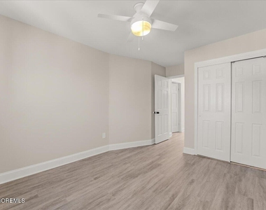17 Emerald Lane - Photo Thumbnail 21