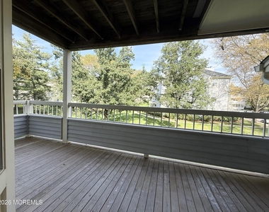 112 Lowell Court - Photo Thumbnail 23
