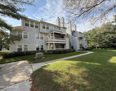 112 Lowell Court - Photo Thumbnail 27