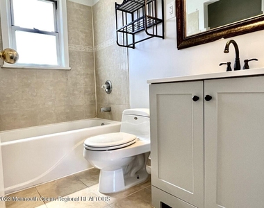 96 East Avenue - Photo Thumbnail 11