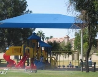 1353 N Jamaica Way - Photo Thumbnail 8