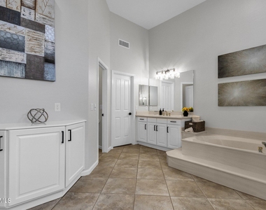 18210 N 53rd Street - Photo Thumbnail 25