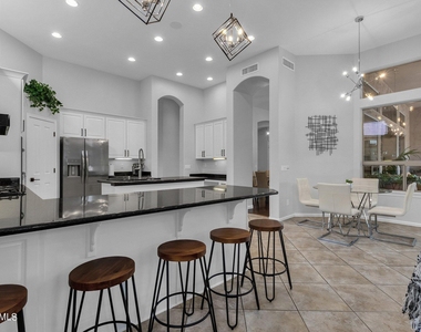 18210 N 53rd Street - Photo Thumbnail 18