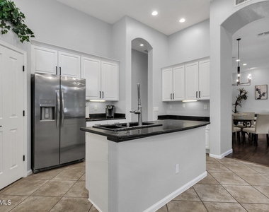 18210 N 53rd Street - Photo Thumbnail 16