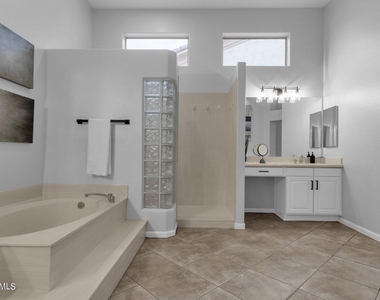 18210 N 53rd Street - Photo Thumbnail 26