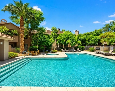 5950 N 78th Street - Photo Thumbnail 17