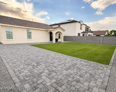 9503 N 183rd Lane - Photo Thumbnail 3