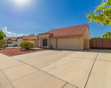 5860 W Saragosa Street - Photo Thumbnail 2