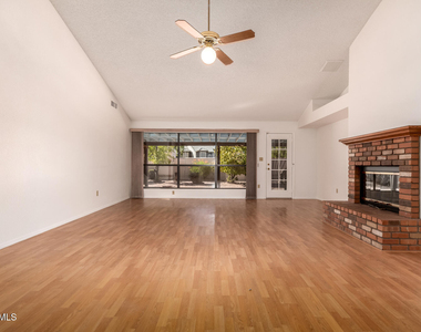 5860 W Saragosa Street - Photo Thumbnail 6
