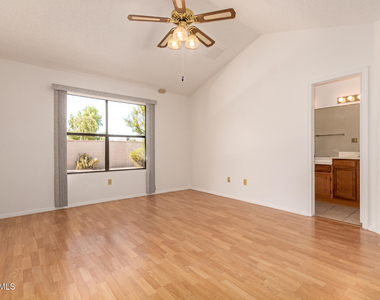5860 W Saragosa Street - Photo Thumbnail 12