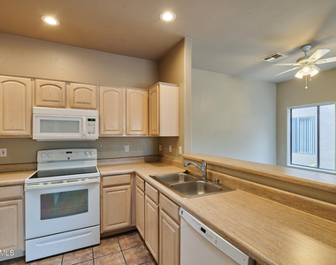 11874 N Saguaro Boulevard - Photo Thumbnail 5