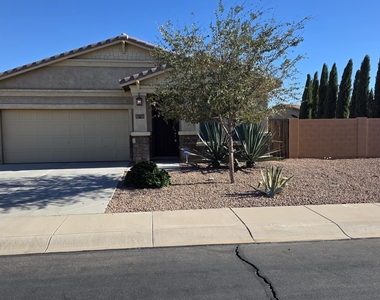 41671 W Elm Drive - Photo Thumbnail 1