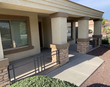 9534 W Albert Lane - Photo Thumbnail 4