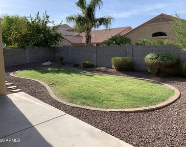 9534 W Albert Lane - Photo Thumbnail 14