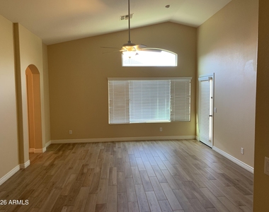 9534 W Albert Lane - Photo Thumbnail 18