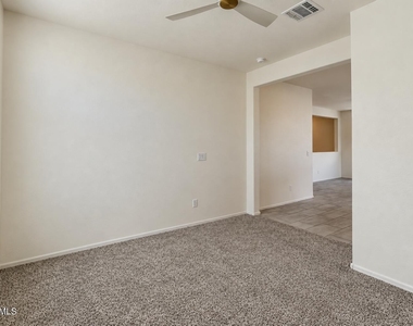 2435 W Kowalsky Lane - Photo Thumbnail 10