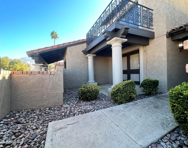 8005 E Via Del Desierto -- - Photo Thumbnail 4