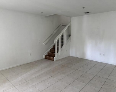 8330 Sw 29th Street - Photo Thumbnail 1