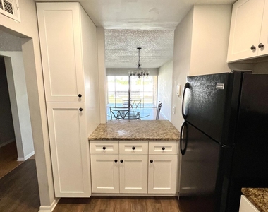 1901 W Woolbright Road W - Photo Thumbnail 2