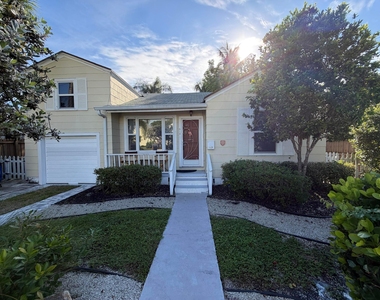 618 N Ocean Breeze - Photo Thumbnail 1