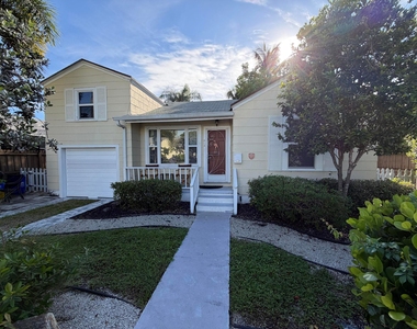 618 N Ocean Breeze - Photo Thumbnail 2
