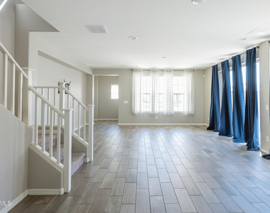 9419 S 34th Lane - Photo Thumbnail 5