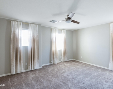9419 S 34th Lane - Photo Thumbnail 12