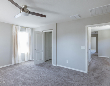 9419 S 34th Lane - Photo Thumbnail 13