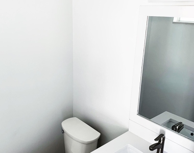 231 Marine Court - Photo Thumbnail 30