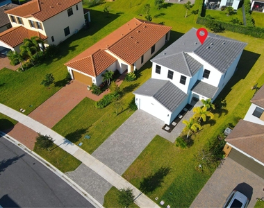 4883 Sand Dollar Drive - Photo Thumbnail 2