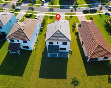 4883 Sand Dollar Drive - Photo Thumbnail 3