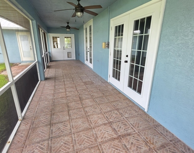 6611 Nw Agnon Court - Photo Thumbnail 22