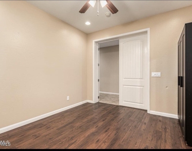 4706 S Twinleaf Drive - Photo Thumbnail 22