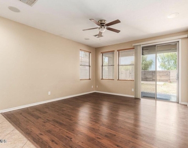 4706 S Twinleaf Drive - Photo Thumbnail 11
