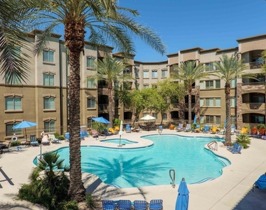 5350 E Deer Valley Drive - Photo Thumbnail 32